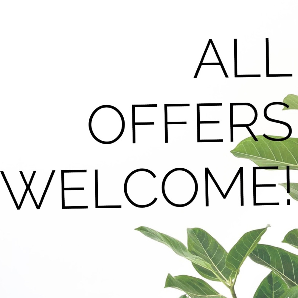 helpful info about my closet 🦋